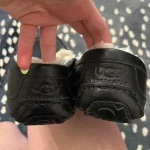 UGG | Shoes | Orig Ugg Before It Got Low Quality Worn Home  display picture 2
